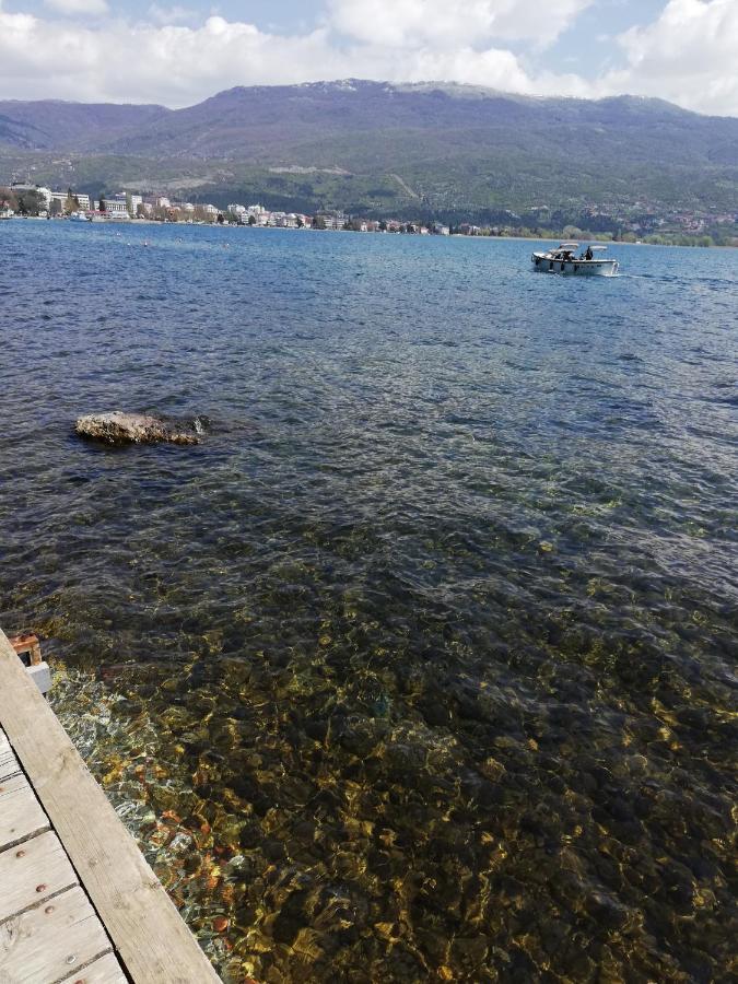 Center Apartment Delfina Ohrid Esterno foto